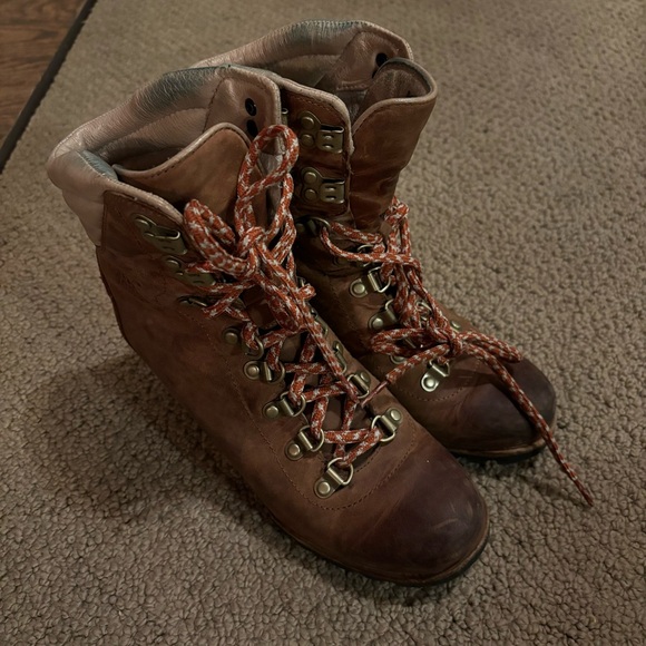 Sorel Lexi leather wedge boots - Picture 8 of 15